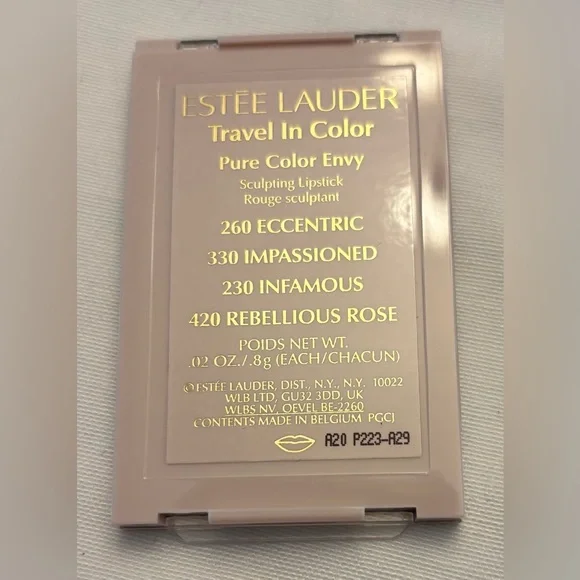 Estée Lauder Blush and Lipstick Makeup Set with Travel Case - Picture 5 of 7